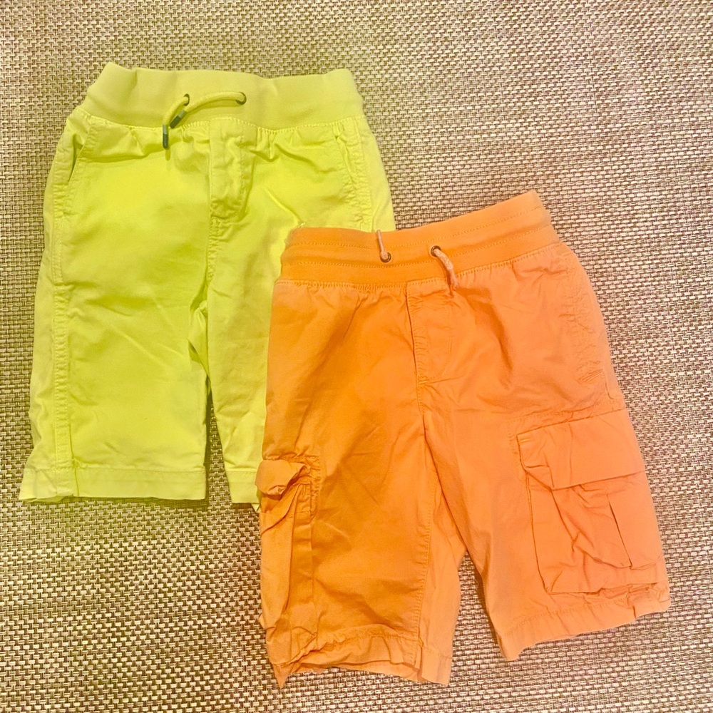 2 Pairs of Gap Sz Small Kids Bright Yellow and Orange Cargo Shorts